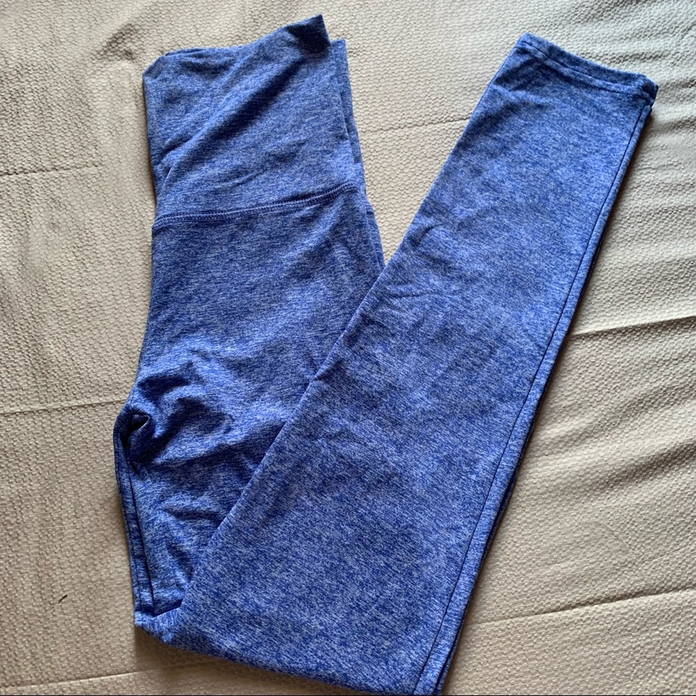 Blue workout leggings